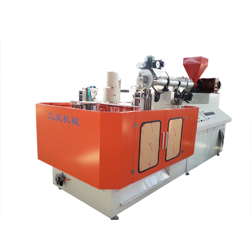 Blow molding machine for long pipe.jpg